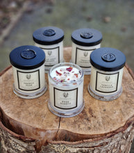 Load image into Gallery viewer, Rose Quartz Natural Soy Candle Medium 220g
