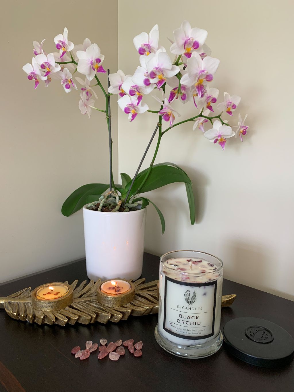 Black Orchid Natural Soy Candle Medium 220g